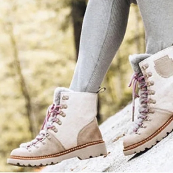 NWT $180  BIONICA DARLENE ITALIANSUEDE LEATHER WATERPROOF BOOTS MOONSTONE - Picture 4 of 10